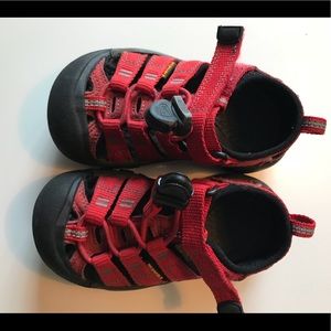 Keen sandals in good used condition